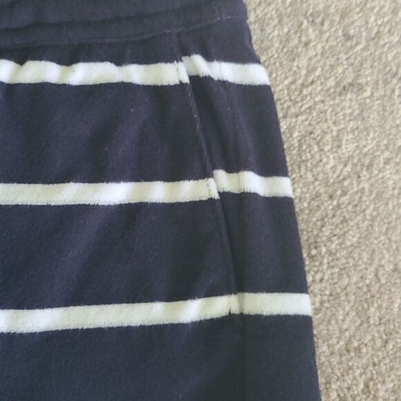 Club Monaco terry toweling shorts - Picture 2 of 9